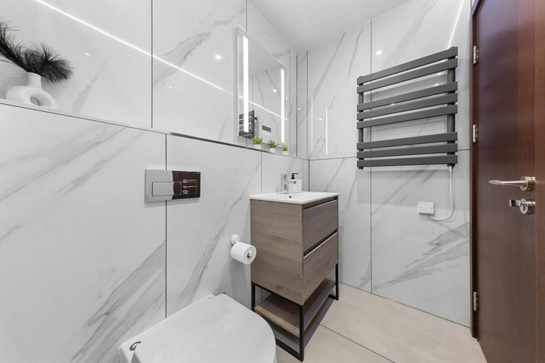 Bathroom 4, Property Not Available, London