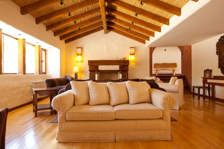 Public Area 2, Marques de Tojo Hotel, Tumbaya
