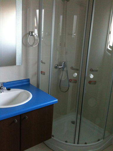 Bathroom 4, Hostal La Cumbre, Cautín
