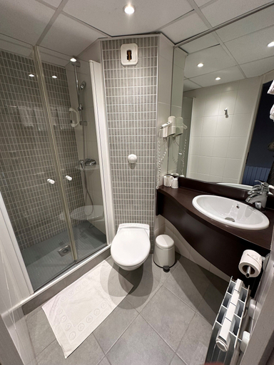 Bathroom 5, Parc Hotel, Pas-de-Calais