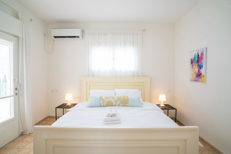 Bedroom 2, Supreme 4BR Villa With Garden & Sea View