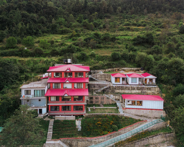 Aaryam Resort Auli, Chamoli