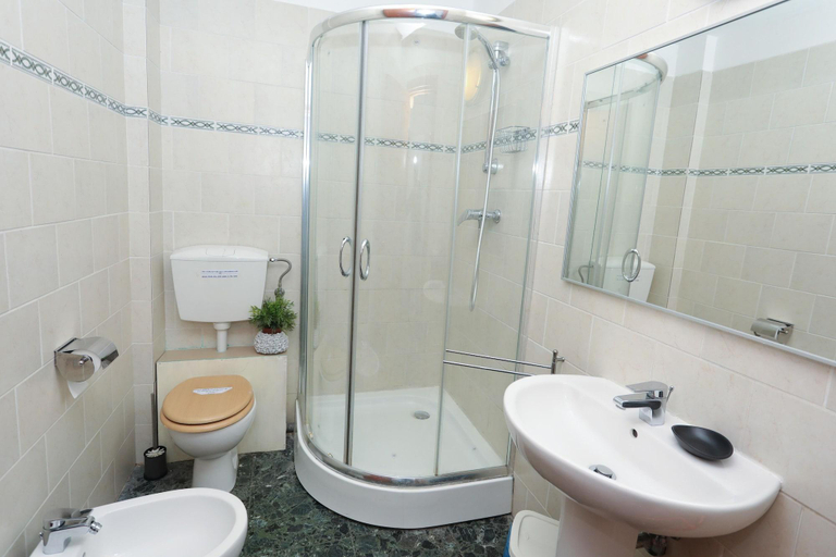 Bathroom 3, Soggiorno La Coccinella, Florence