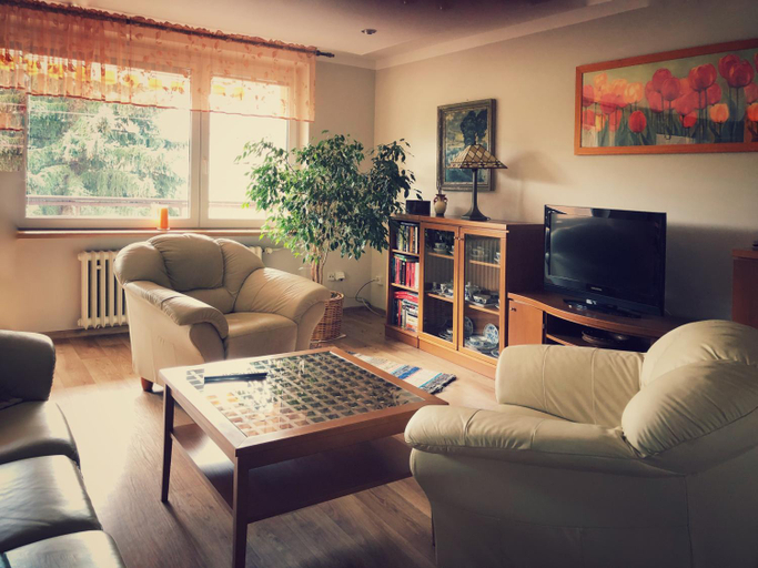 Others 5, Apartman Na slunecni strani, Trutnov