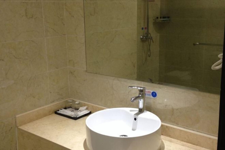 Bathroom 3, Bamin Hotel, Chuzhou
