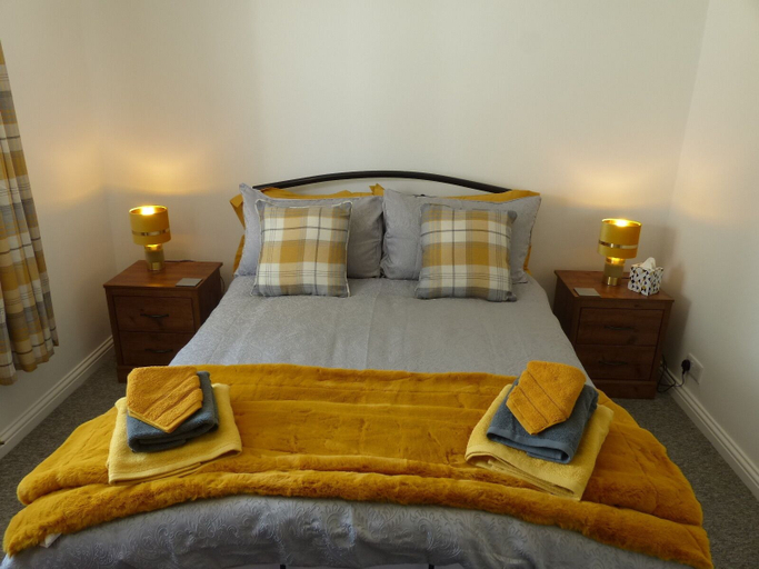 Bedroom 2, Home From Home 2 Bedroom Bungalow in King's Lynn, Cambridgeshire