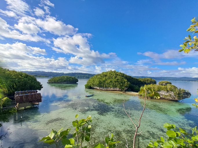 Others 4, GAM BAY bungalow's, Raja Ampat