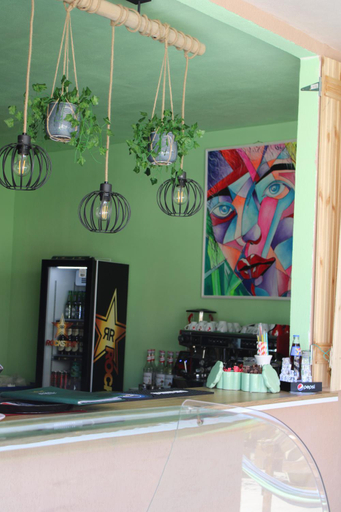 Food & Drinks 3, Hotel Ariana, Tasnad