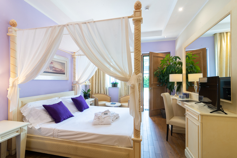 Bedroom 8