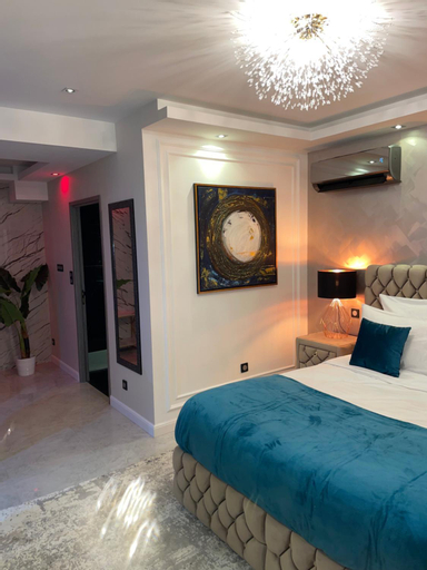 Bedroom 21