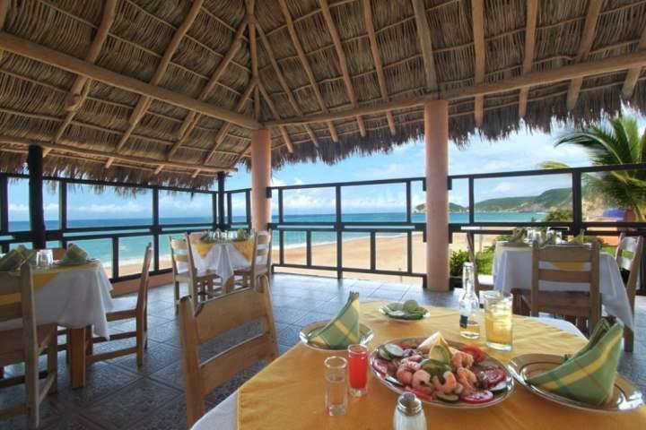 Food & Drinks 4, Cabanas El Cielito, Cabo Corrientes