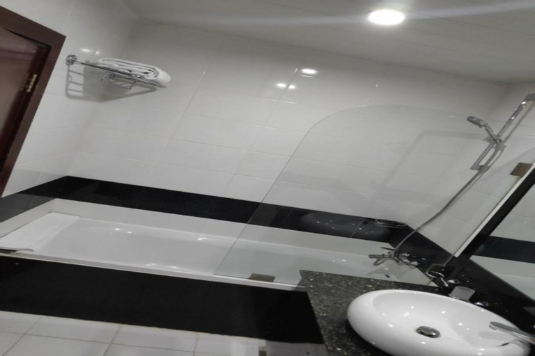 Bathroom, BELLA ROMA HOTEL, Arbil