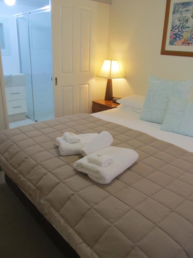 Bedroom 3, Costa Dora Holiday Apartments, Gold Coast