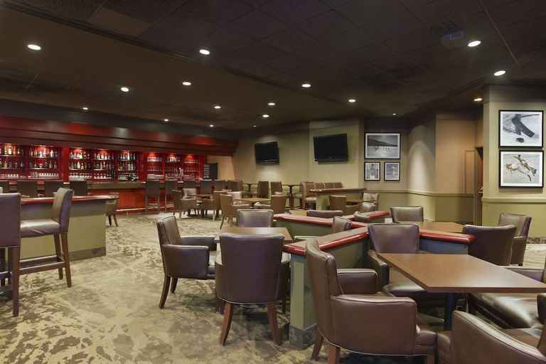 Food & Drinks 5, Best Western Premier Calgary Plaza Hotel and Conference Centre, Division No. 6