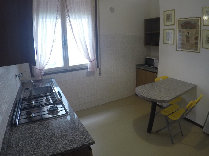 Dining Room 1