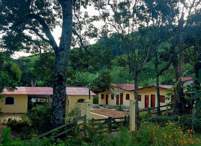 Exterior & Views 2, Pousada Sítio Monte Sinai, São José do Barreiro