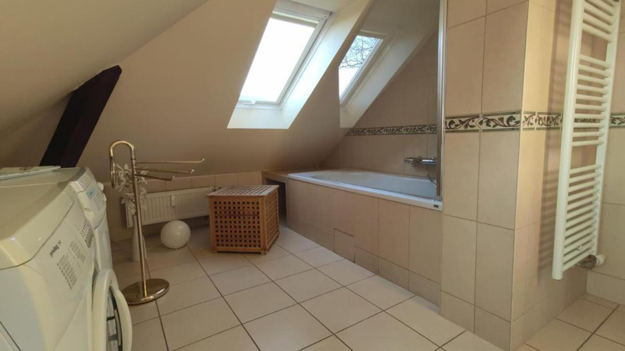 Bathroom 3, FeWo Joh10, Berlin