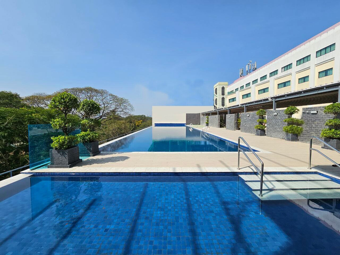 Sport & Beauty 2, Summit Parkview, Yangon