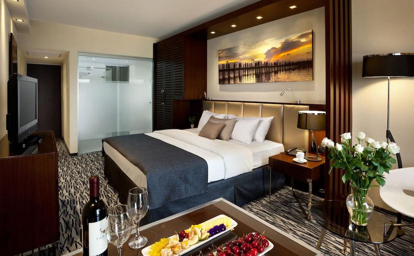Bedroom 3, Carlton Tel Aviv Hotel – Luxury on the Beach