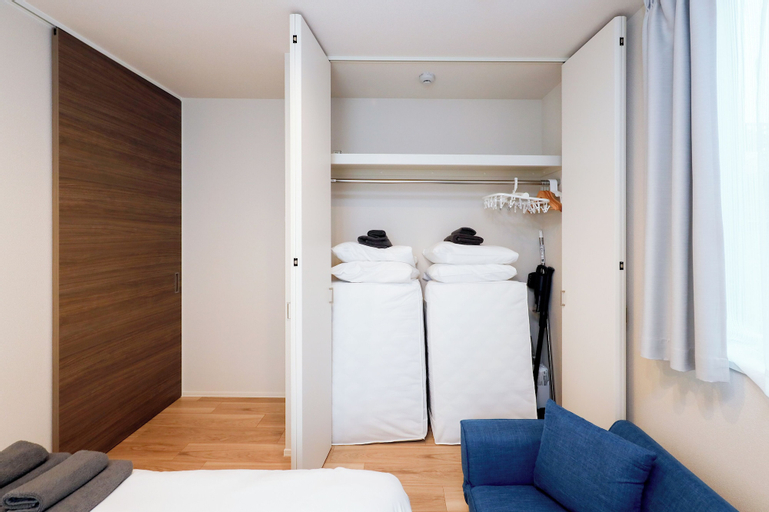Bedroom 13
