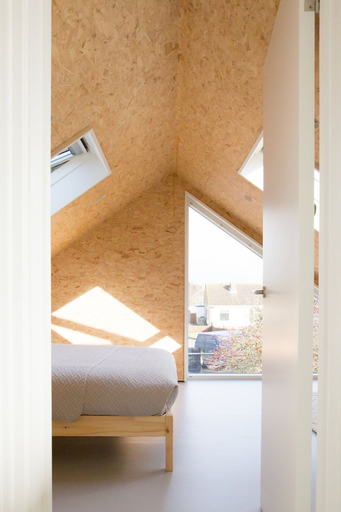 Bedroom 2, Insta-worthy 4br Designer House 5 min to the Beach, West Sussex