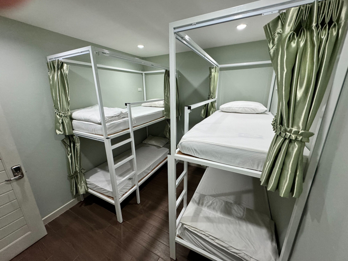 Bedroom 2, Baanpin Hotel and Cafe, Phra Nakhon