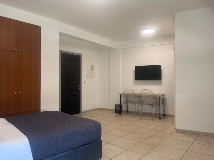 Bedroom, Phaedrus Living: Hoopoe Residencies 202