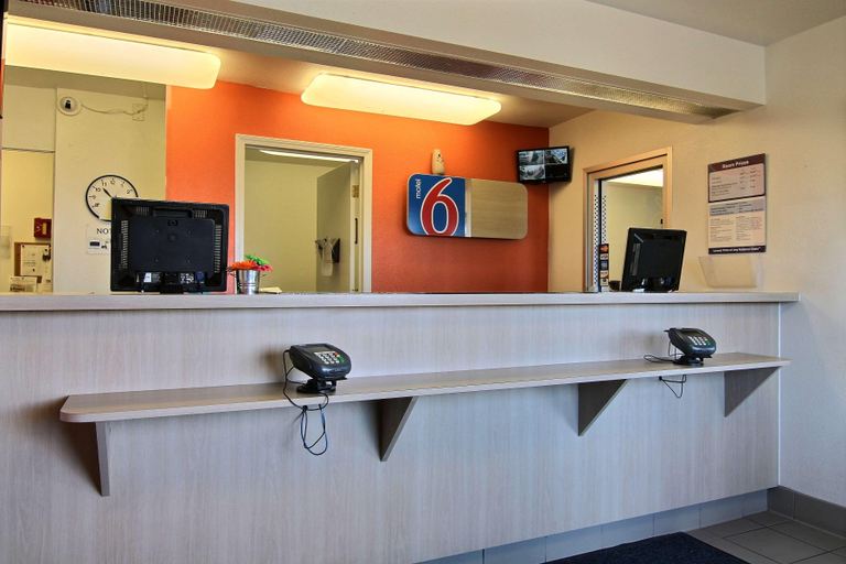 Public Area 2, Motel 6 Bismarck, Burleigh