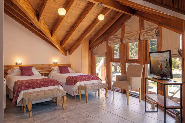 Bedroom 4, HOTEL ANTIGUOS, Lacar