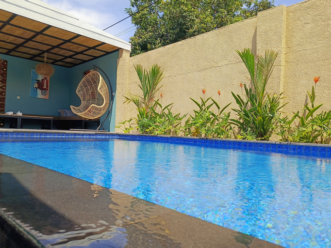 Swimming Pool 12