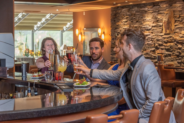 Food & Drinks 5, Banff Park Lodge, Division No. 15