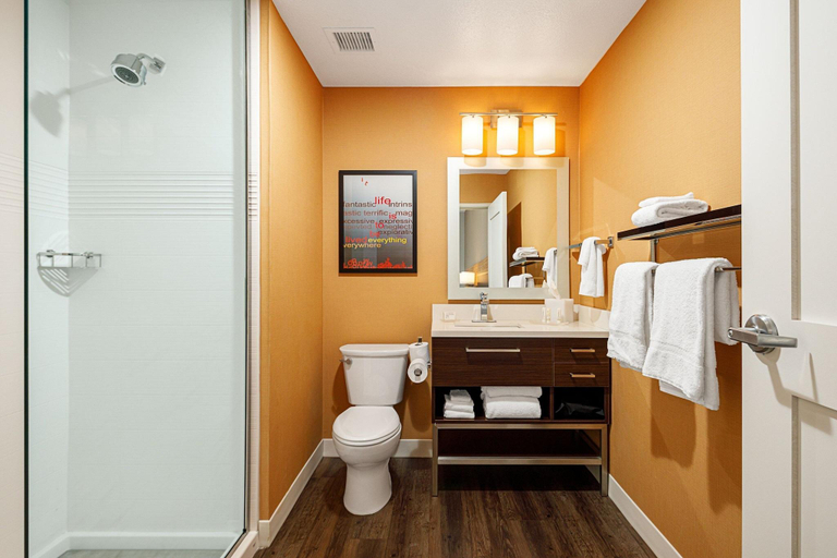 Bathroom 5, TownePlace Suites by Marriott Ironton, Lawrence