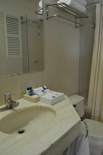 Bathroom 4, Estelar Apartamentos Bellavista, Lima