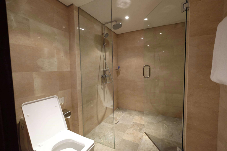 Bathroom 29