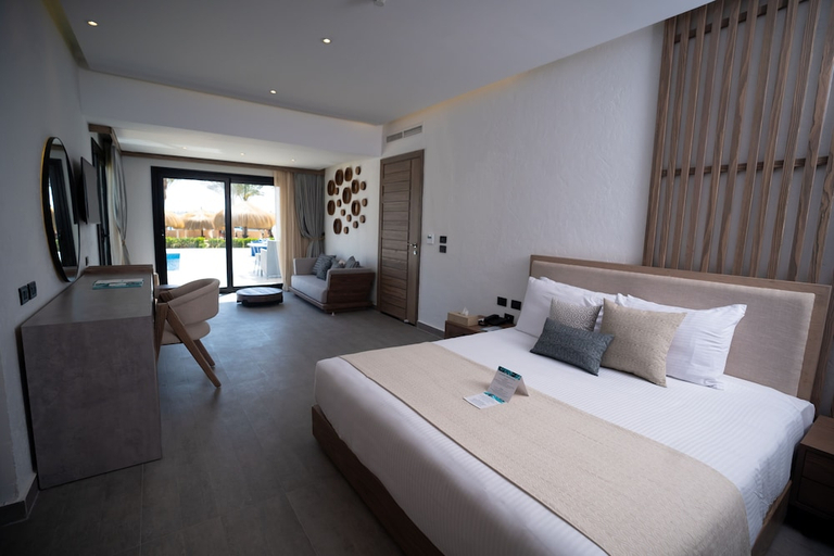 Bedroom 3, SUNRISE Royal Makadi Resort - All inclusive, Safaja