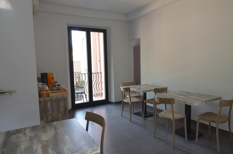 Others 4, NEW Casa Corvaja, Messina