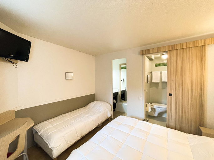 Bedroom 3, Hotel du Parc - Chantepie, Ille-et-Vilaine