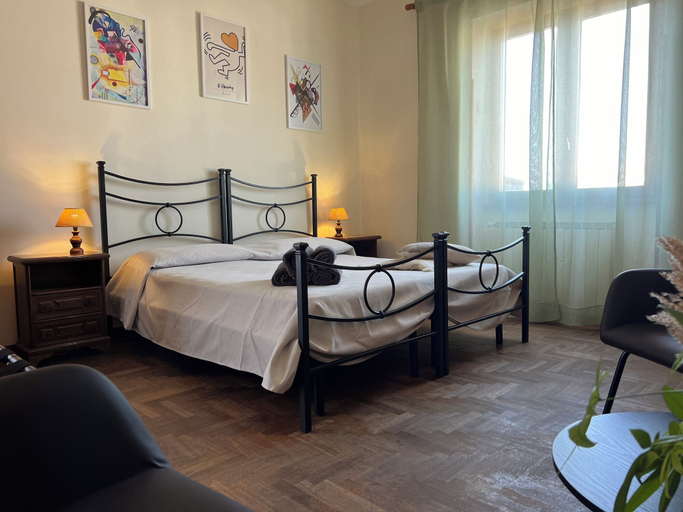 Bedroom 3, Giardino Degli Aranci B B, Rome