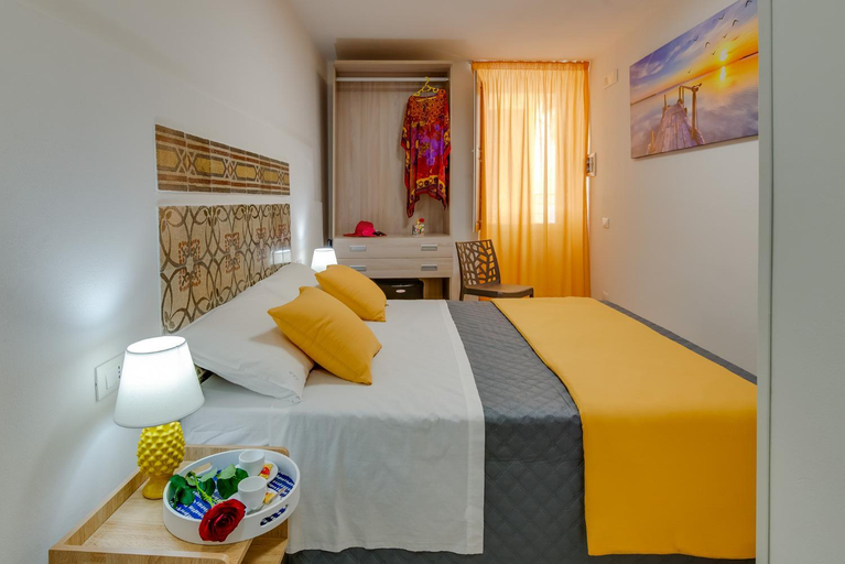 Others 3, NottInCentro -Guest House-, Agrigento