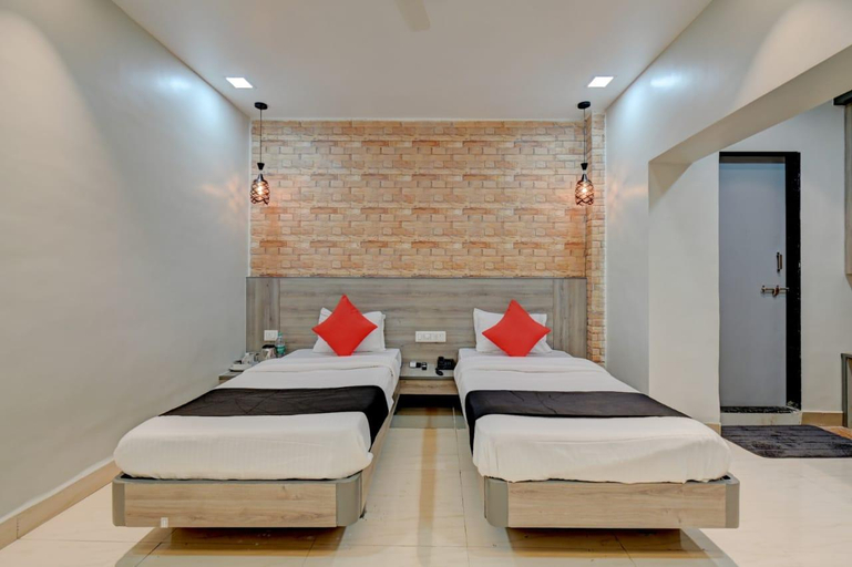 Others 5, Hotel Vikrant,Pune, Pune