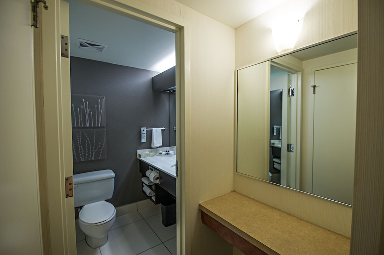 Bathroom 3, Cambridge Suites Hotel Halifax, Halifax