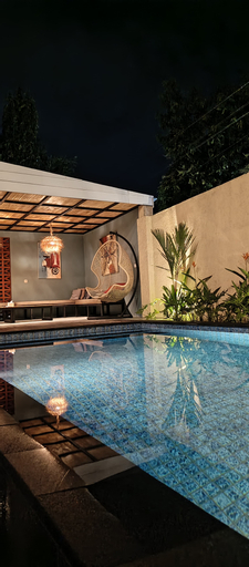 Swimming Pool 17