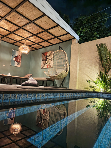 Swimming Pool 28