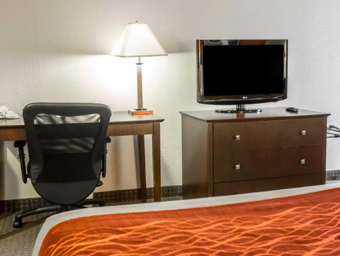 Bedroom 6