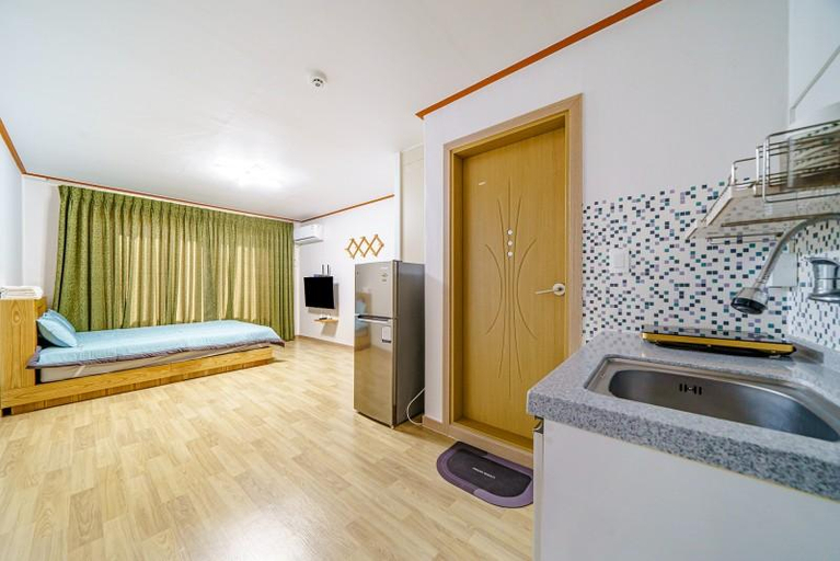 Others 5, Goseong Tongil Beach Pension, Goseong