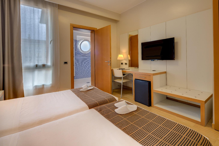 Bedroom 8