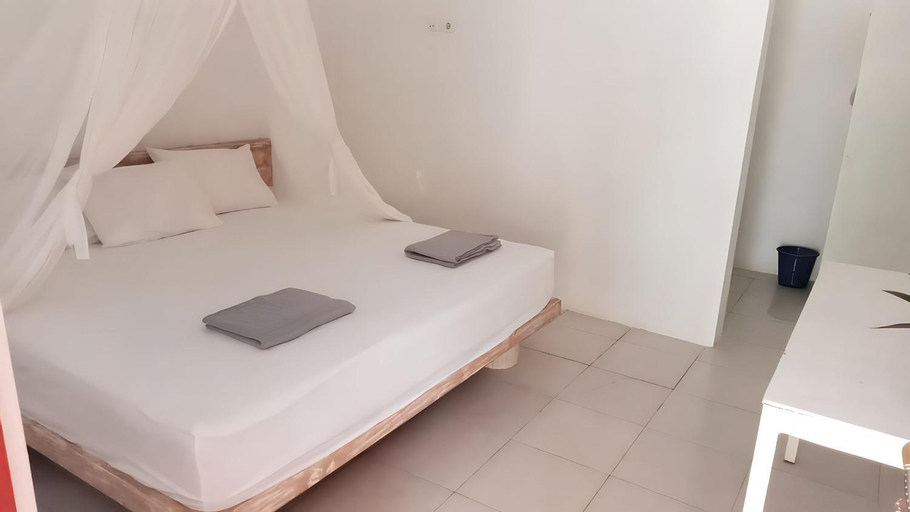 Bedroom 5, The Village Inn Rua Beach, West Sumba