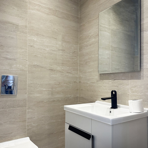 Bathroom 2, Kease Malqa B5-6 Royal Touch XZ43, Riyadh