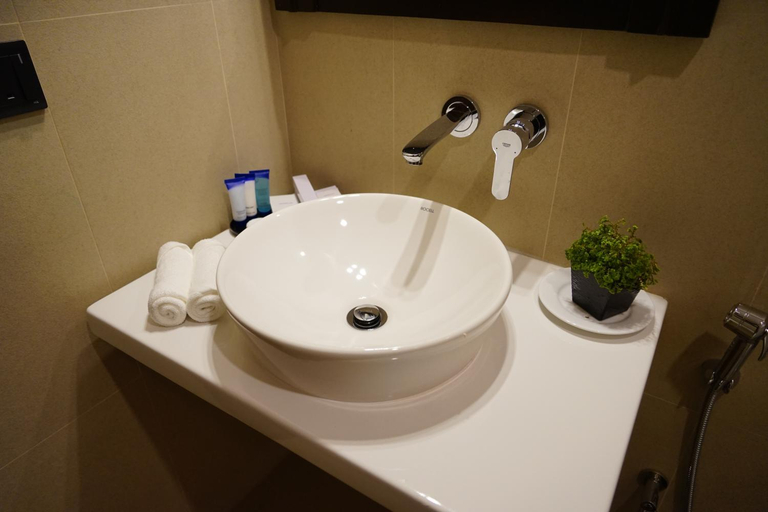 Bathroom 4, The Ramp, Nuwara Eliya