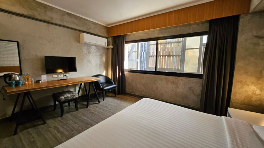 Bedroom 13